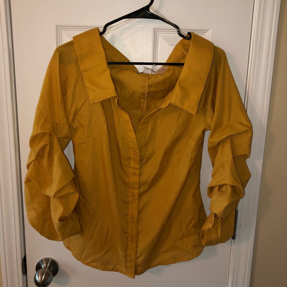 Mustard! Off the shoulder, button down shirt